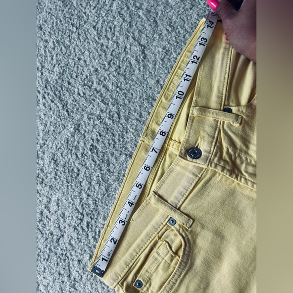 7 For All Mankind Cropped Skinny Jeans Light Yellow, Subtle Sparkle~28~8” Rise - Picture 6 of 12